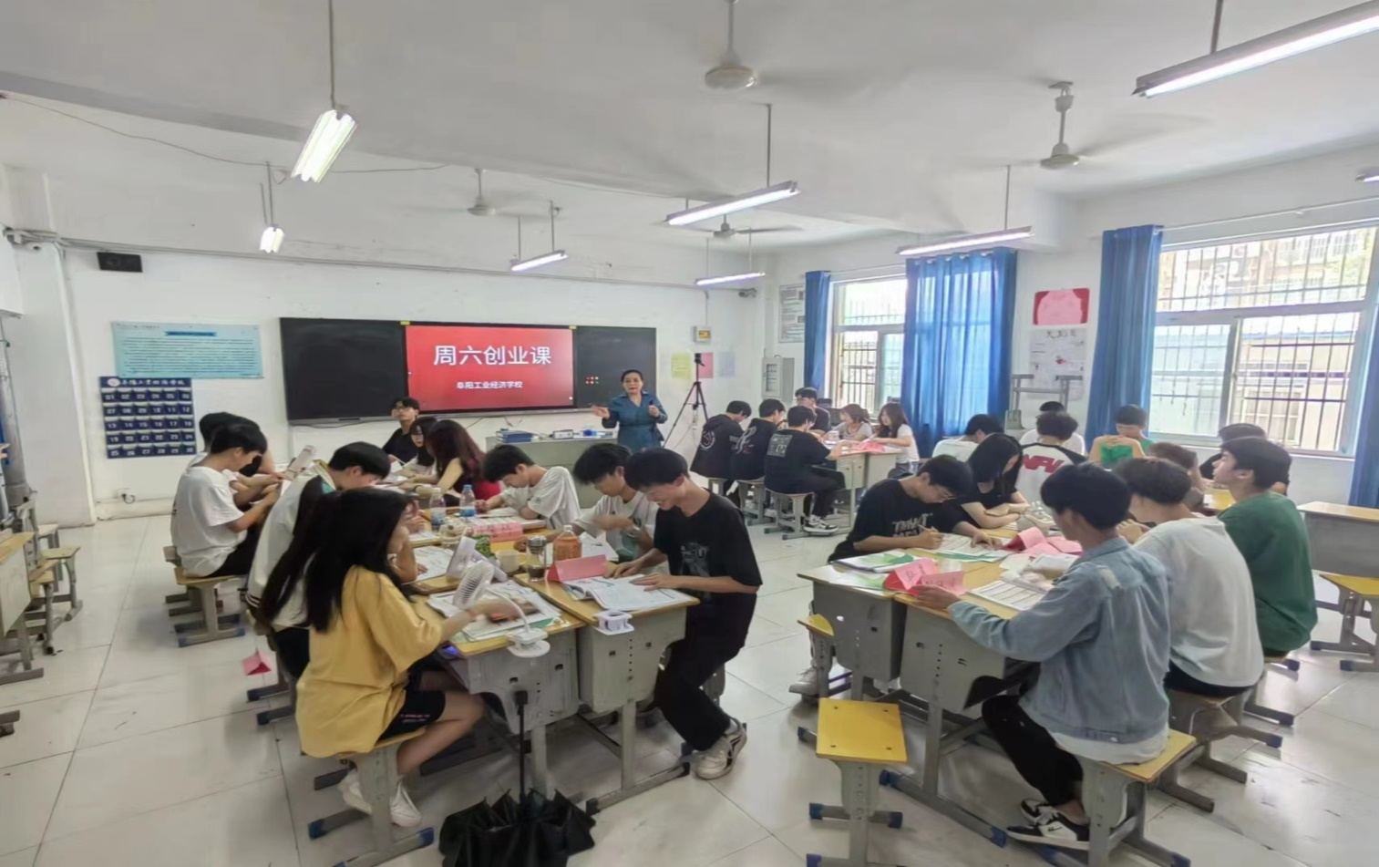 图片2.png 图片2.png